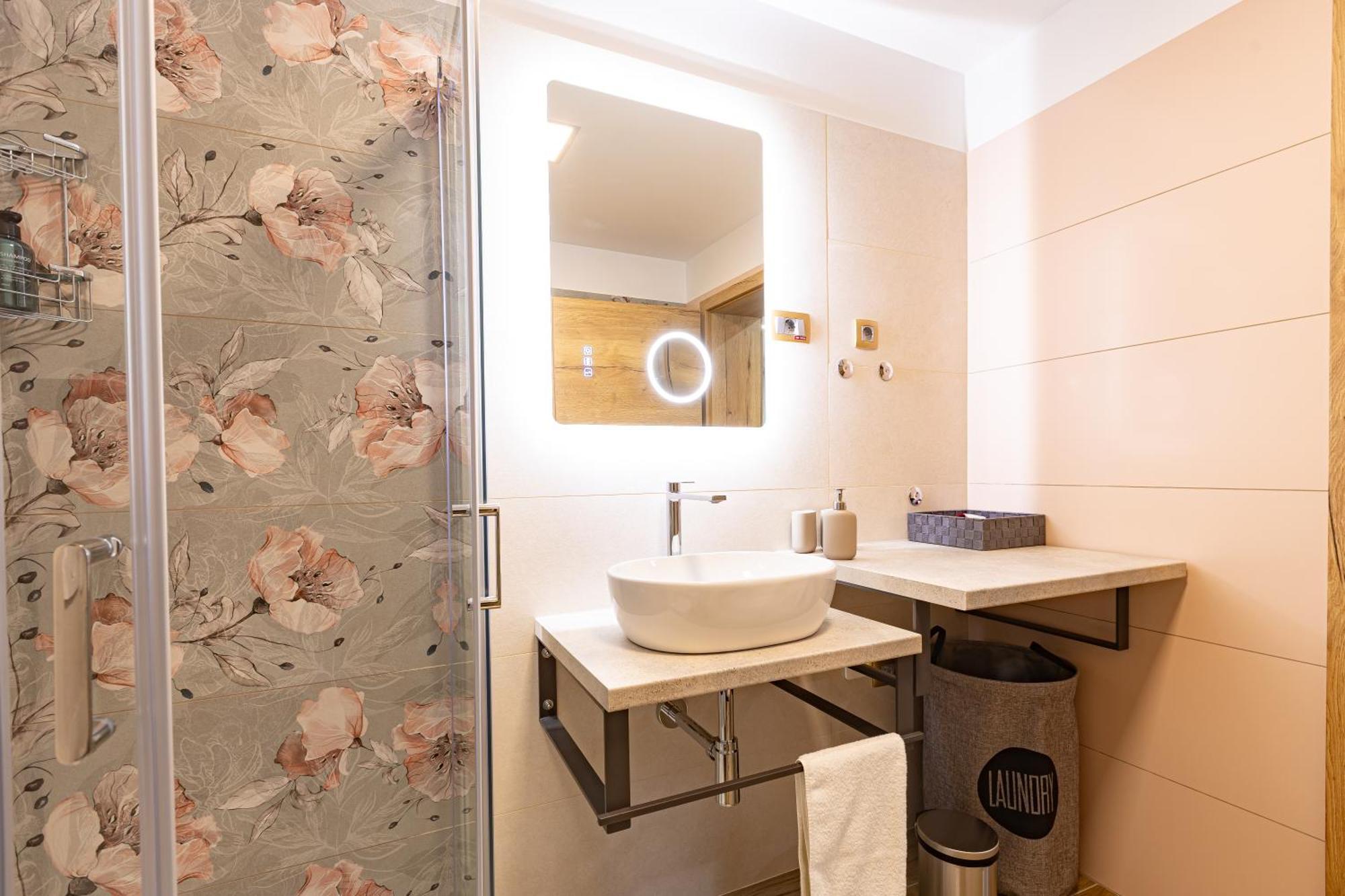 Adriatic Bay Apartments Portorož Eksteriør bilde